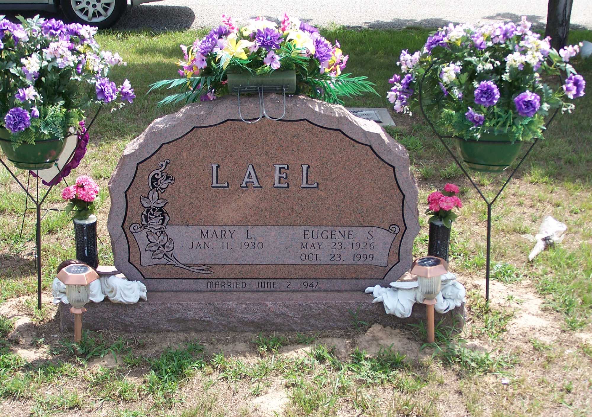 Eugene Lael grave